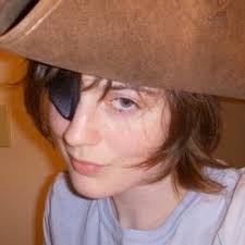 Samantha Budd (@vylavillis)