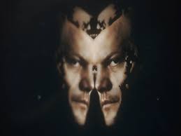 Katrina persuade les autres sirènes de la rejoindre, même si elle doit utiliser la force contre les sirènes et les humains. Le Generique De La Treve Saison 2 Realise A La Hulpe