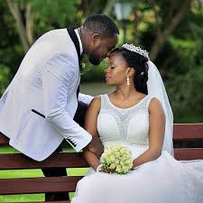 Instagram Photo By Nigerian Brides And Grooms May 17 2016 At 10 38pm Utc Bride African Wedding Wedding Poses