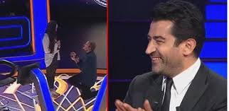 Dokuz kardeşin sekizincisi olan haluk levent, ailesinin nusayri olduğunu fakat arap olmadıklarını ifade etmektedir. Haluk Levent Ergenlik Durumlari Tavir Yapiyor