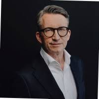 2400+ "Kreuz" profiles