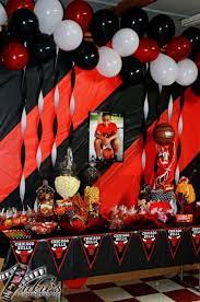 Be the mvp of the hockey party with nhl chicago blackhawks party supplies! Chicago Themed Party Decorations Decorating Themes
