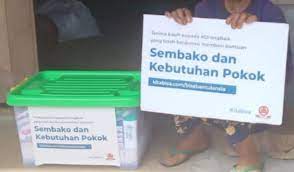 Selain menyalurkan bantuan sembako senilai rp 300 ribu, kemensos juga menambah jumlah penerima bantuan sembako lainnya di tengah masa pandemi corona. Bantuan Sembako Dari Orang Baik Untuk Lansia Website Melikan