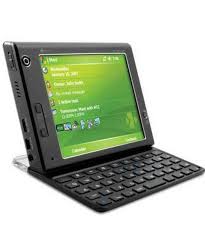 BenQ S680C vs. HTC Advantage X7500 ...