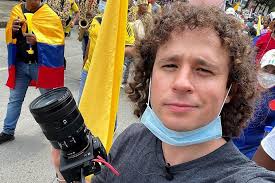 Desde el pasado fin de semana la liendra se volvió tendencia en redes sociales luego de pedirles a sus seguidores que lo ayudaran para que él pudiera conocer a luisito comunica, youtuber mexicano que llegó a colombia para visitar el país y registrar algunas imágenes de las manifestaciones. La Millonada Que Ofrecio Manager De La Liendra Para Hablar Con Luisito Comunica