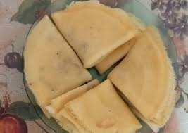 Siapkan teflon yang akan digunakan untuk membuat kue crepes. Masakan Sederhana