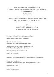 Senarai simpulan bahasa dan peribahasa melayu yang terdapat dalam buku teks sekolah rendah dan menengah beserta maksud di bawah adalah sebagai panduan dan rujukan pelajar. 2