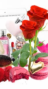 Birthday Gift For New Girlfriend Fashion Blogger Veronika Lipar Of Brunette From Wall Street Sharing List Of Best Vale Valentine Gifts Unique Valentines Day Gifts Birthday Gifts For Girlfriend