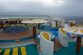 Aidamar Pool Pooldeck Poollandschaft Kreuzfahrtschiff Cruise Kreuzfahrt Kreuzfahrtberater Urlaub Reise Schi Kreuzfahrt Schiffsreise Kreuzfahrtschiff