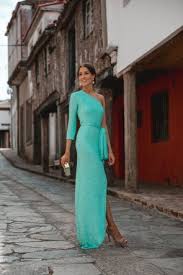Conseguirás un look de invitada tanto de día como de noche con el que consejo de estilo: Vestidos De Fiesta Boda Largos Cortos Monos Zapatos