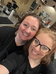 Heather Sipes's Instagram, Twitter & Facebook