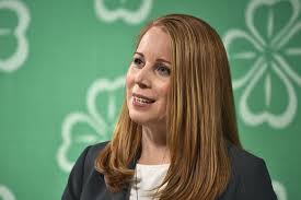 In 2011 she was elected party leader for the swedish centerparty. Hon Har Ju Trots Allt En Sko Kvar Att Ata Upp