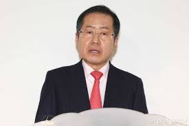 홍준표 검사의 말처럼 검찰 내부에서도 정덕진을 비롯한 과거 정권을 비호하는 수뇌부가 있었던 사실은 분명했습니다. í™ì¤€í'œ ë‚´ê°€ ê²€ì‚¬ì‹œì ˆ ê²€ì°°ì´ìž¥ ì§€ì‹œ ê±°ë¶€ ìœ¤ì„ì—´ì€ ì–´ì°Œí• ì§€ ë¨¸ë‹ˆíˆ¬ë°ì´