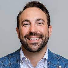 Andrew Razz's Instagram, Twitter & Facebook