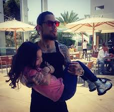 Dave Navarro Talks Mental Health, Childhood Trauma