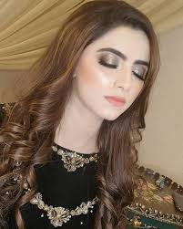 Pin By Azka Ikram On Lovely Pakistani Bridal Makeup Bengali Bridal Makeup Party Makeup