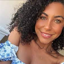 Amy Bialkowski's Instagram, Twitter & Facebook