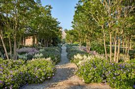 Horticulture and landscape design flourish in tandem at hoerr schaudt landscape architects, one of the most dynamic firms in chicago today. Breakfast And Books With Hollander Design Landscape Architects Institute Of Classical Architecture Art