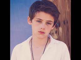 We first noticed him on arrow and couldn't believe we weren't familiar with him until then. William Franklyn Miller Childhood 2015 Photos Youtube