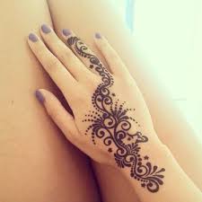 Pretty Tattoos With Grandchildrens Names Google Search Henna Tattoo Designs Henna Tattoos For Women