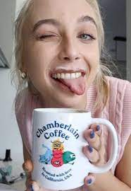 Emma S Favorite Coffee Recipes Chamberlain Coffee In 2021 Emma Emma Chamberlain Chamberlain