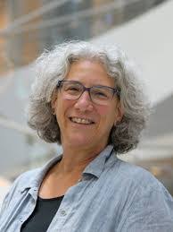 Katie Mulhare's Instagram, Twitter & Facebook