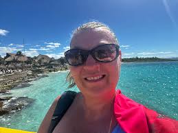 Hi all! I just wanted to introduce myself and share a photo I took. My name  is Shauna Mayo and I have been a travel agent for four years. I love travel