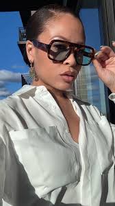 PSA ladies. If they’re preemptively, constantly telling you how busy they  are, or are going to be, they just don’t like you that much. If they only  want to see you when it’s convenient for them, ...