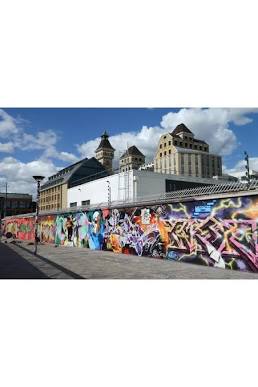 The vibrant, unfiltered street culture of Paris, AI generated