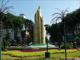 Contoh gambar tema 17 agustus yg mudah; Monument Of Bambu Runcing