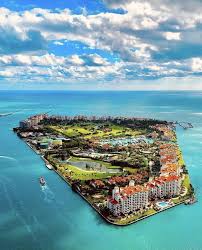 Fisher Island Is The Most Expensive Zip Code In Florida Fisher Island Visit Miami Beach Beautiful Islands