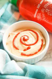 Easy Skinny Sriracha Aioli Recipe Sriracha Sriracha Aioli Aioli