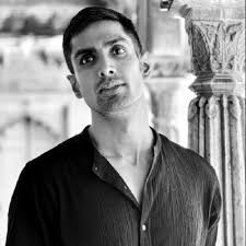 Updating database for feature films for all departments mail your profile  at sandhya.k1@rediffmail.com Write in subject male actor mumbai ,female  singer your…