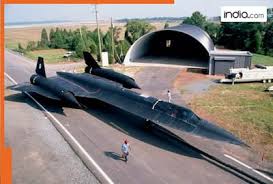 Meet SR-71 Blackbird, world's fastest ...