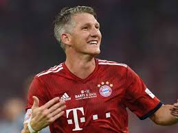 Football world champion with @dfb_team former player of @fcbayern, @manutd & @chicagofire expert at @sportschau. Bastian Schweinsteiger Thanks Bayern Munich Fans After Scoring In Testimonial Vs Chicago Fire Goal Com