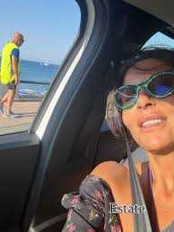 A qualsiasi punto siate con la giornata, buon prosieguo! 🥰