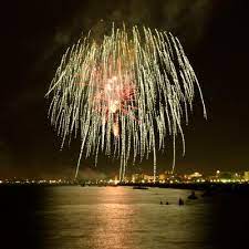 Property location with a stay at san lorenzo notte in rome (policlinico), you'll be convenient to piazza bologna and basilica di santa maria maggiore. Die Nacht Des Hlg Lorenzo Turismo Comune Di Cervia
