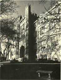 Scanned using Book ScanCenter 7033