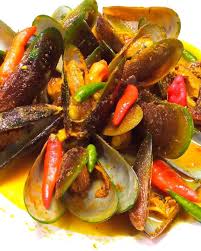 Kerang bambu banyak dicari karena memiliki rasa daging yang enak kerang hijau kuah kuning adalah salah satu sajian makanan seafood yang pantas anda coba. Resep Aneka Tahu Kerang Hijau Bumbu Kuning Pedas By Nonaendahmukti Resep Kerang Hijau Bumbu Kuning Pedas Bahan Bahan 700 Gram Kerang Hijau 1 Batang Serai Geprek