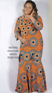 Robe en tissu wax profitez des beaux jours tout en confort avec une petite robe ethnique chic les bords en dentelle et les manches évasées font. Merci Ankaramode Merci Mode Africaine Robe Longue Mode Africaine Robe Robe Africaine Tendance