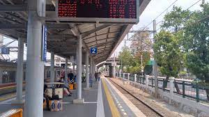 Kereta api argo bromo anggrek malam (eksekutif). Pin Di Stasiun Ka Dan Krl