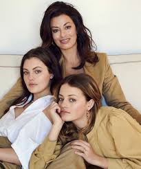 Η γνωστή ηθοποιός με την ιταλική φινέτσα και το ελληνικό μπρίο. Dwro8ea Merkoyrh De Syzhtaw 8emata Moy Me Ta Paidia Einai Bary Gia Ekeina Gossip Tv Gr