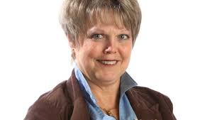 Tree produces large grapefruit