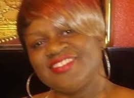 Leslie Denson's Instagram, Twitter & Facebook