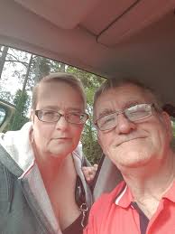 Hello, I'm Jayne and something to know about me is I was born and bred in  Rose Hill Oxford . I currently live in Iffley and I love Oxford. I did move