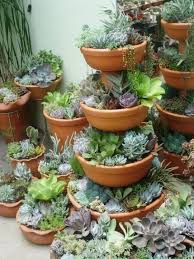 Beautiful Container Garden Ideas You Can Do Yourself For Your Outdoor Spaces Layered Succulents Container Garden Cont Succulents Plants Succulents Garden