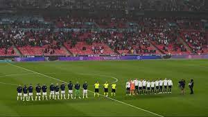 A múlt olaszország felé mutat. Nagyon Ugy Tunik Hogy Nem Hozzak Budapestre Az Eb Dontot Foci Eb 2020