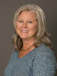 Sandra Hassinger's Instagram, Twitter & Facebook