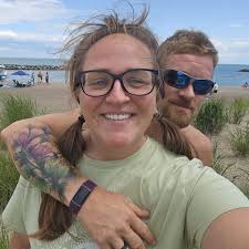 Any free audiobook apps for listening?