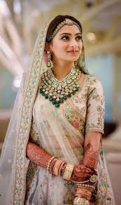 Indian Makeup Bridal Beauty Trends Get A Bold Update In 2018 Indian Bridal Fashion Indian Bridal Outfits Indian Bridal Dress